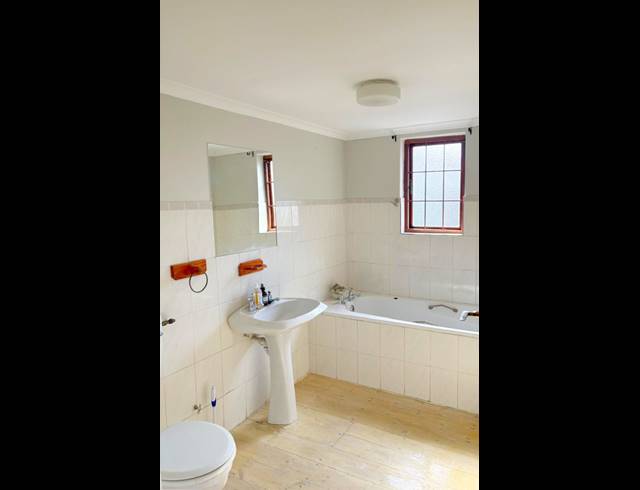 2 bed property to rent in OBSERVATORY